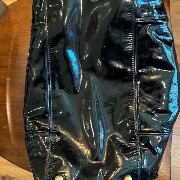 Prada Vitello Patent Leather Handbag Authentic Nearly New - Picture 7 of 7